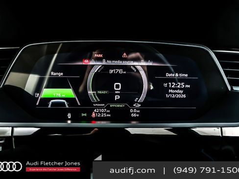 Used 2022 Audi e-tron Chronos w/ Chronos Package image 13