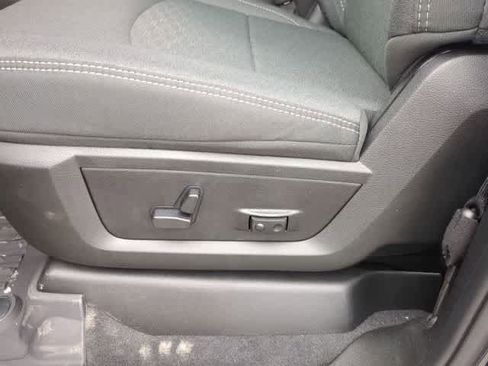 Used 2026 RAM 2500 Big Horn AWD/4WD image 18