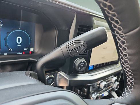 New 2025 Ford F250 Lariat w/ Lariat Ultimate Package image 14