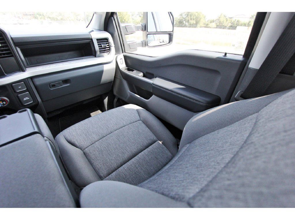 Used 2026 Ford F250 XL w/ STX Appearance Package AWD/4WD image 12