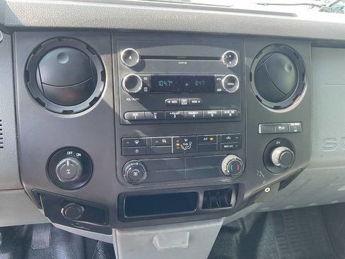 Used 2015 Ford F250 XL w/ Power Equipment Group RWD image 14