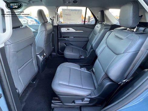 New 2026 Ford Explorer Active w/ Active Comfort Package image 13