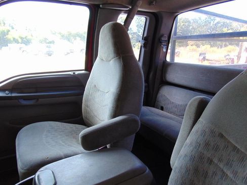 Used 1999 Ford F250 2WD SuperCab Super Duty image 20