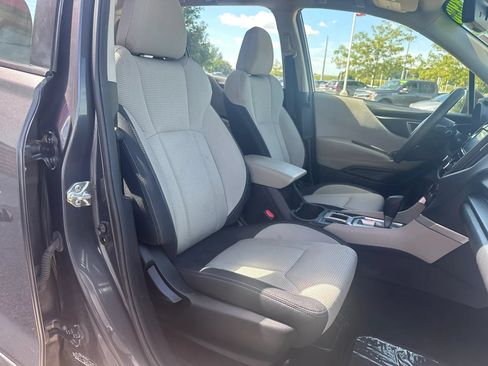 Used 2023 Subaru Forester AWD/4WD image 11