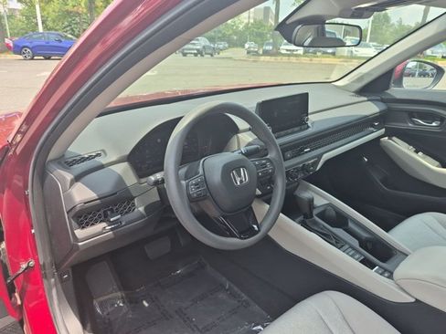 Used 2024 Honda Accord EX image 10
