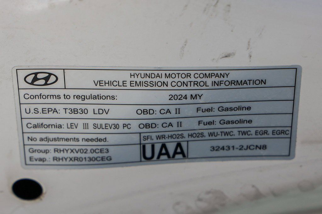 Used 2024 Hyundai Elantra SEL FWD image 33