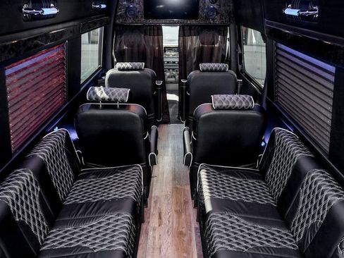 Used 2022 Mercedes-Benz Sprinter 3500 image 34