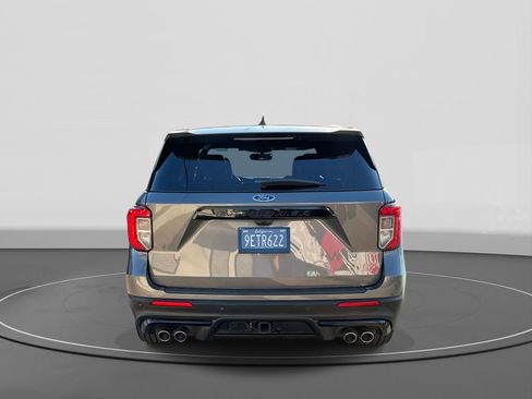 Used 2022 Ford Explorer ST w/ Equipment Group 401A image 6