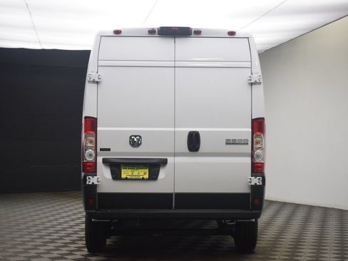 New 2026 RAM ProMaster 2500 w/ Convenience Group FWD image 12