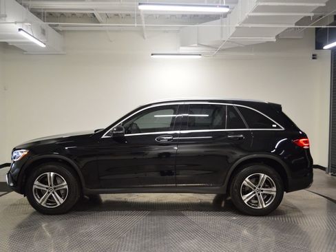 Certified 2022 Mercedes-Benz GLC 300 image 2