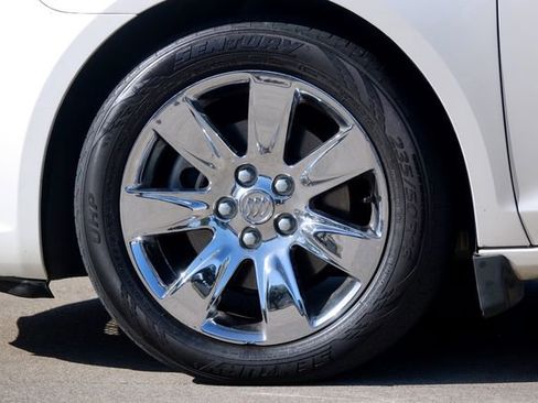 Used 2013 Buick LaCrosse Premium w/ Driver Confidence Package image 38