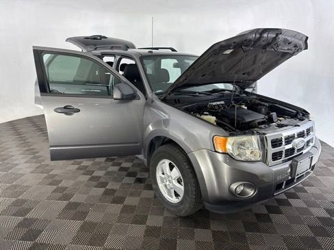 Used 2012 Ford Escape XLT AWD/4WD image 12