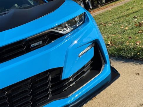 Used 2022 Chevrolet Camaro SS image 11