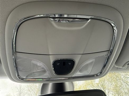 Used 2019 Jeep Cherokee Limited AWD/4WD image 21