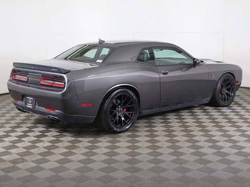 Used 2016 Dodge Challenger SRT Hellcat image 11