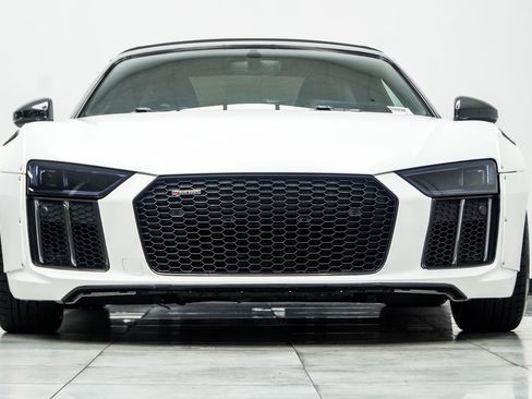 Used 2018 Audi R8 V10 AWD/4WD image 12