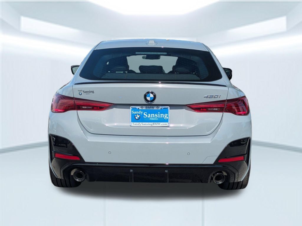 New 2026 BMW 430i w/ M Sport Package RWD image 4