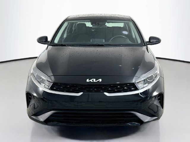 Used 2024 Kia Forte LXS FWD image 2