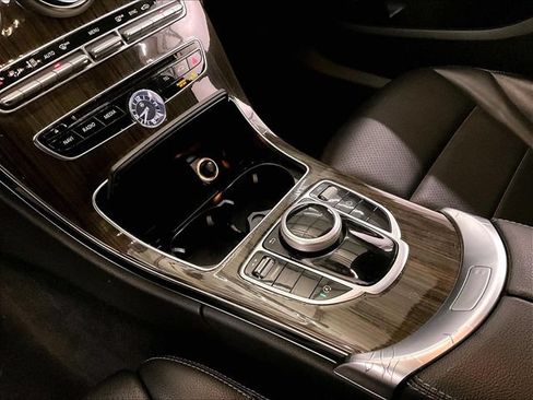 Used 2018 Mercedes-Benz C 300 4MATIC Sedan image 16