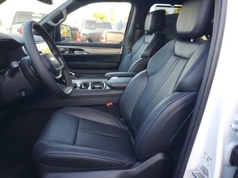 New 2026 Jeep Grand Wagoneer L Limited image 12