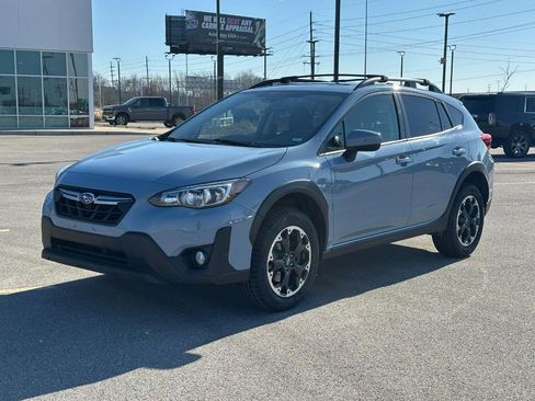 Used 2022 Subaru Crosstrek 2.0i Premium w/ Moonroof Package image 1