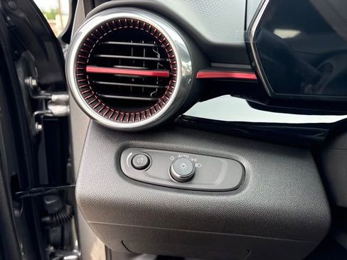 New 2026 Chevrolet Trax RS w/ Driver Confidence Package FWD image 20