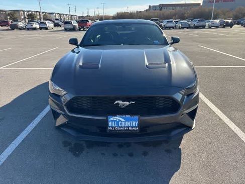 Used 2020 Ford Mustang EcoBoost image 8