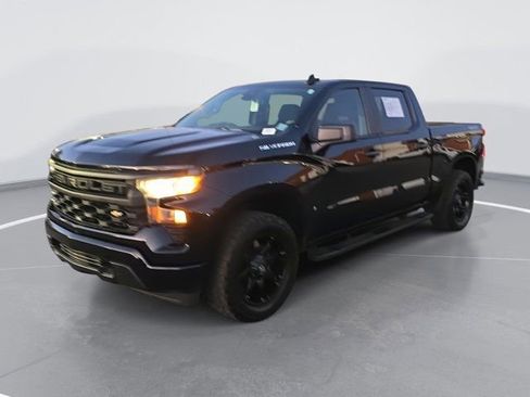 Used 2023 Chevrolet Silverado 1500 Custom image 7