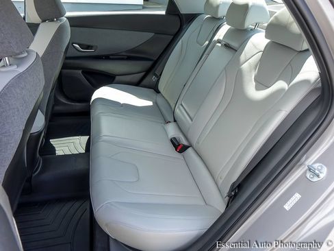 Used 2023 Hyundai Elantra Limited FWD image 10