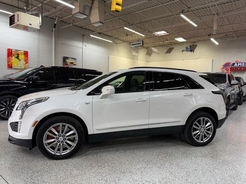 Used 2022 Cadillac XT5 Sportv image 2