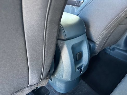 Used 2024 Ford Maverick XL FWD image 27