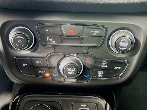 Used 2020 Jeep Compass Limited w/ Safety & Security Group image 22