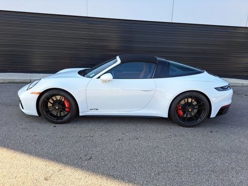 Certified 2023 Porsche 911 Targa 4 GTS image 2