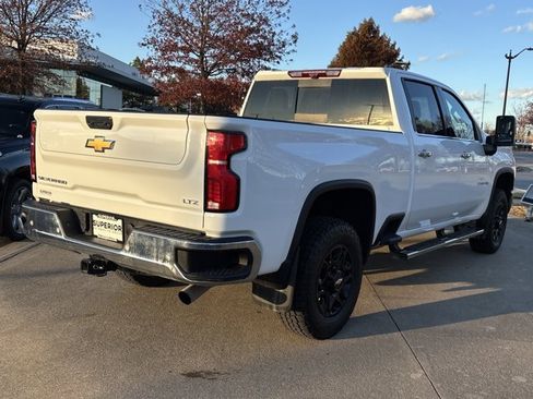 Used 2025 Chevrolet Silverado 2500 LTZ w/ LTZ Plus Package image 3