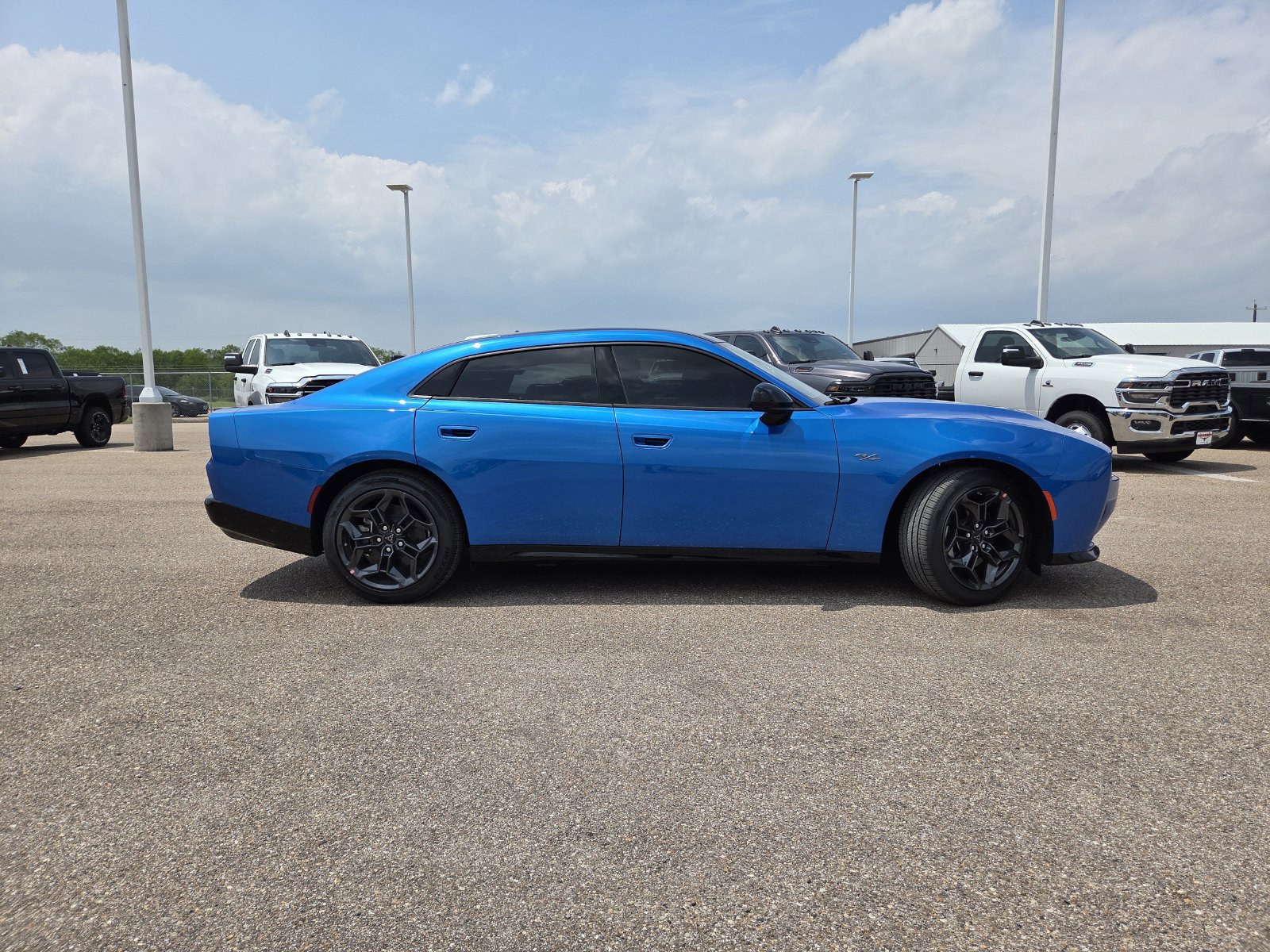 New 2026 Dodge Charger R/T w/ Blacktop Package AWD/4WD image 8