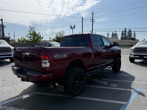 Used 2022 RAM 2500 Big Horn w/ Night Edition AWD/4WD image 5