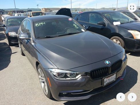 Used 2018 BMW 330i Sedan image 3