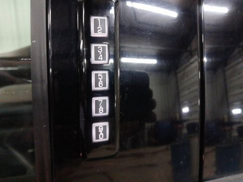 Used 2023 Ford F150 Lariat w/ Equipment Group 502A High image 10