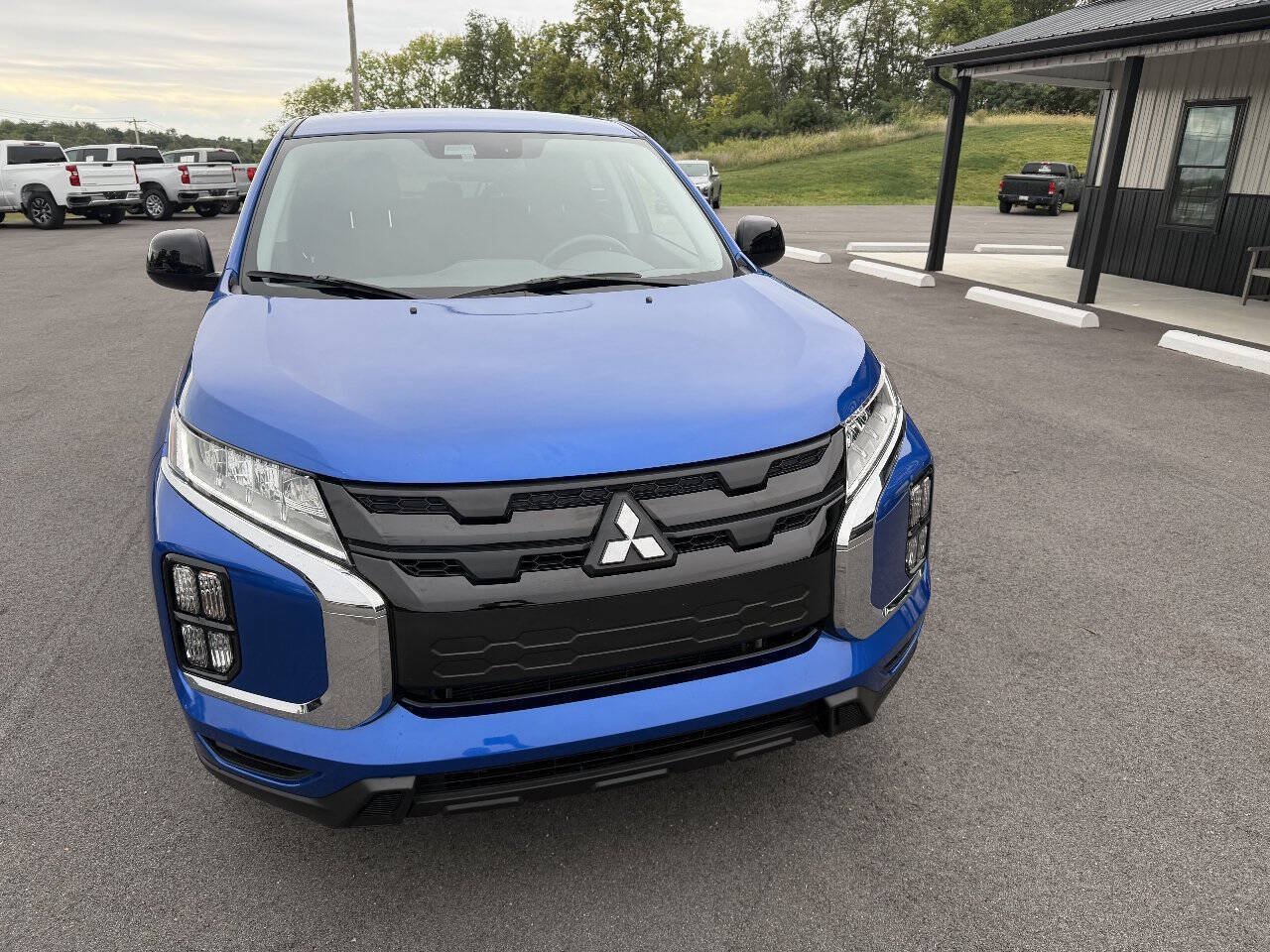 Used 2026 Mitsubishi Outlander Sport ES AWD/4WD image 3