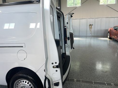 Used 2022 RAM ProMaster City Tradesman FWD image 7