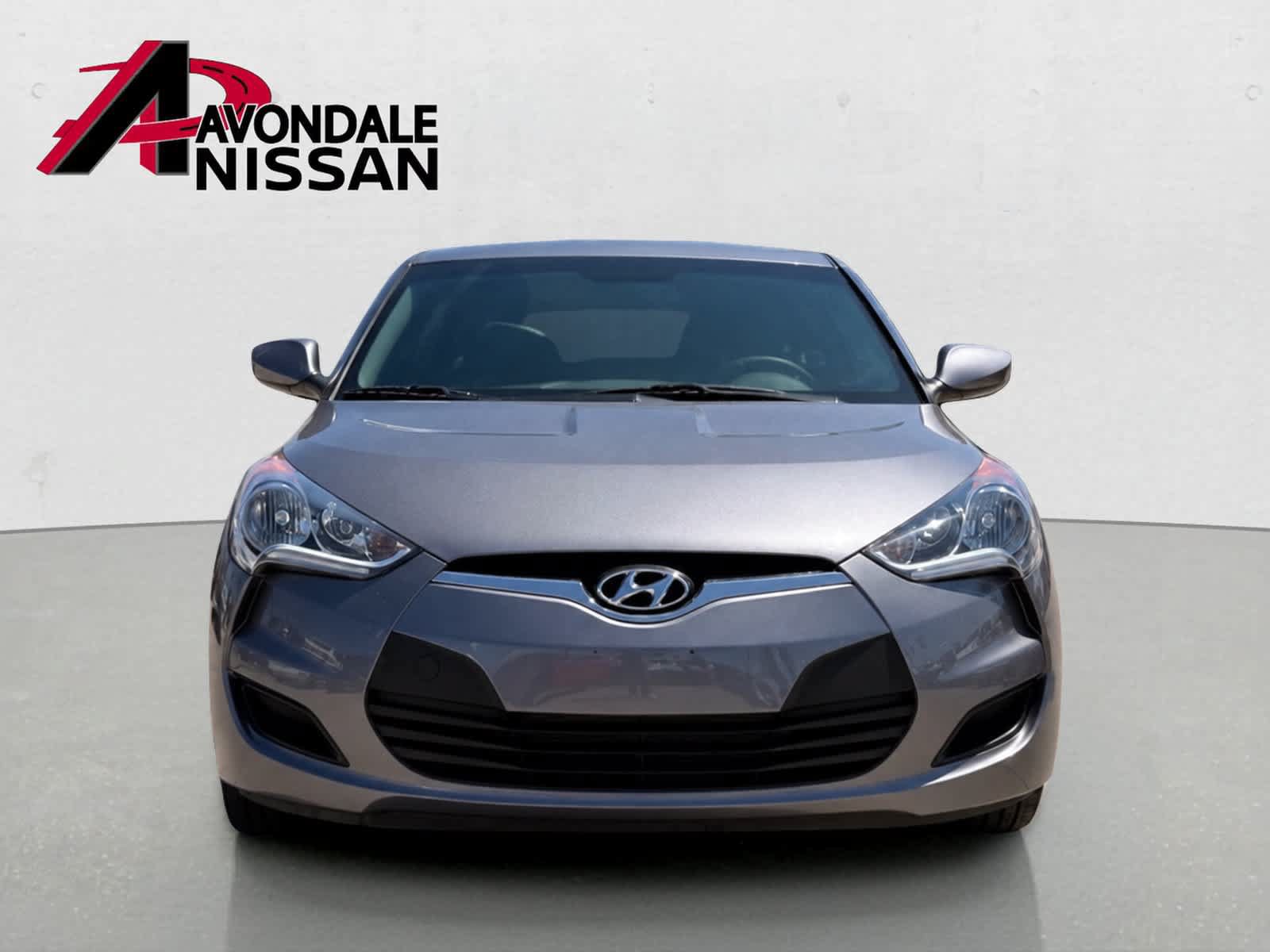 Used 2015 Hyundai Veloster FWD image 9