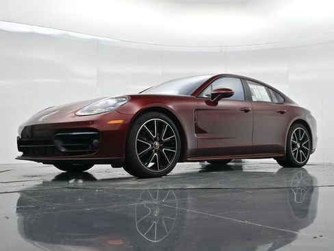 Certified 2023 Porsche Panamera Platinum Edition w/ Sport Chrono Package RWD image 31
