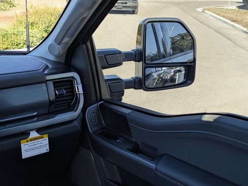 New 2026 Ford F250 Lariat w/ Lariat Ultimate Package image 44