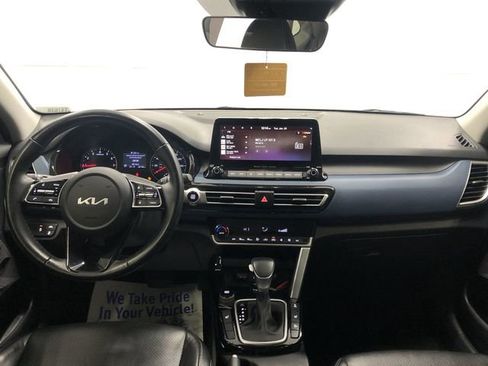 Used 2023 Kia Seltos S w/ Navigation Package image 13