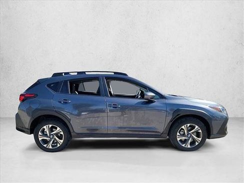 Used 2024 Subaru Crosstrek 2.0i Premium AWD/4WD image 4