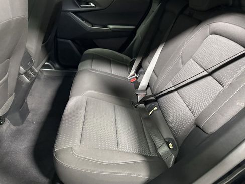 Used 2025 Chevrolet Equinox LT FWD image 16