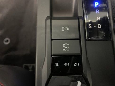 Used 2025 Toyota Tacoma TRD Pro image 15