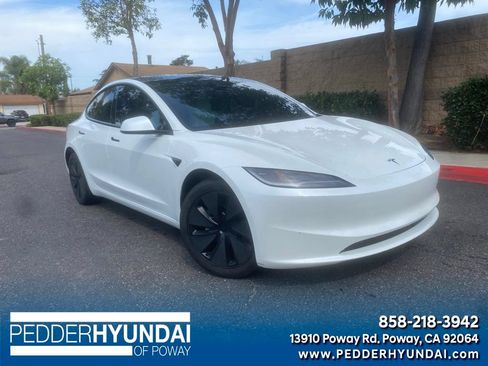 Used 2024 Tesla Model 3 Standard Range RWD image 1