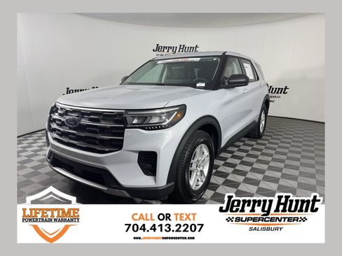 Used 2026 Ford Explorer Active RWD image 1