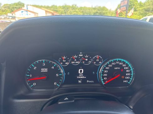 Used 2019 Chevrolet Tahoe Premier AWD/4WD image 40
